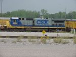CSXT Dash-8 7563